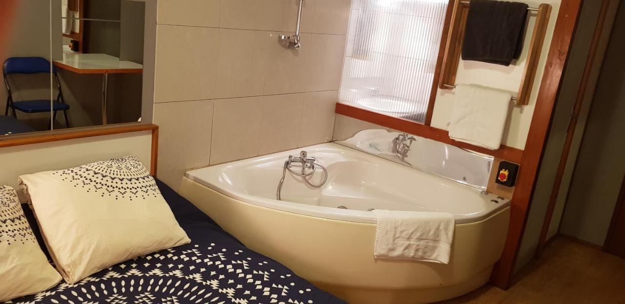 Hotel Eco Logis Espace Bellevue Séméac 외부 사진